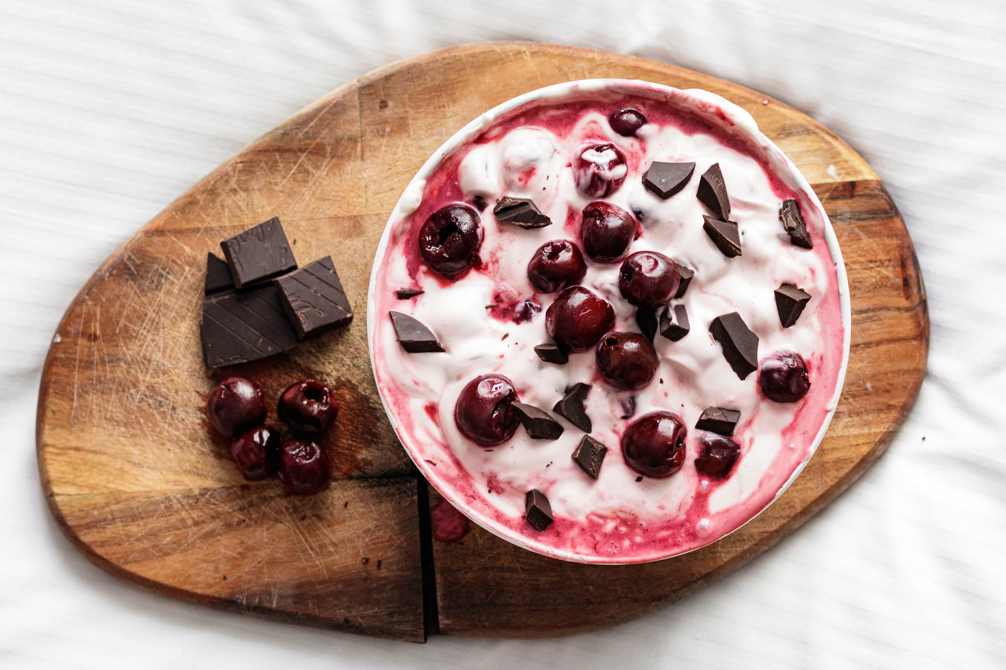 1-Min Crème Fraîche Love Bowl | Raw & Delicious - Refresh My Health