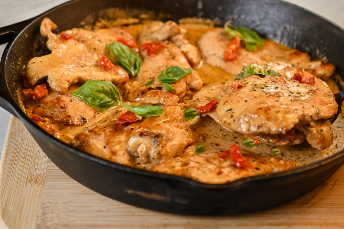 Keto Tuscan Chicken