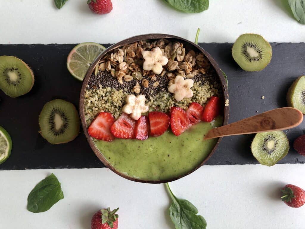 Sensational Kiwi Smoothie Bowl Recipe | Vegan, Gluten Free, Paleo